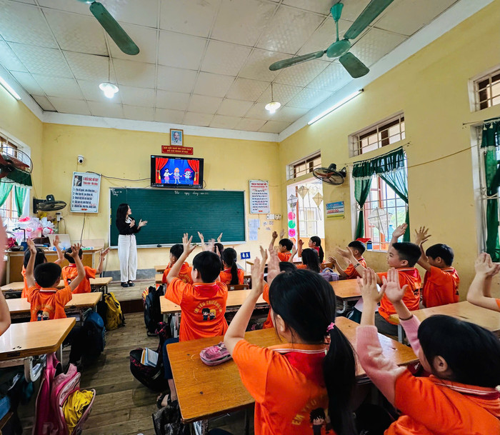 Học sinh miền núi vốn rất cần sự quan tâm để có thêm cơ hội tiếp cận nền giáo dục tốt hơn. Ảnh: NVCC. z7028111178298-4037493f9a09566271f59fb5626b5c77.jpg
