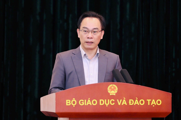 Quyền Bộ trưởng Bộ Giáo dục và Đào tạo Hoàng Minh Sơn phát biểu khai mạc hội nghị. Ảnh: Bộ GD&amp;ĐT