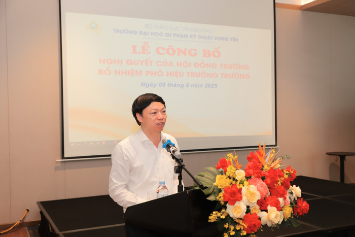 Phó giáo sư, Tiến sĩ Bùi Trung Thành - Hiệu trưởng nhà trường chia sẻ. img-0146.jpg