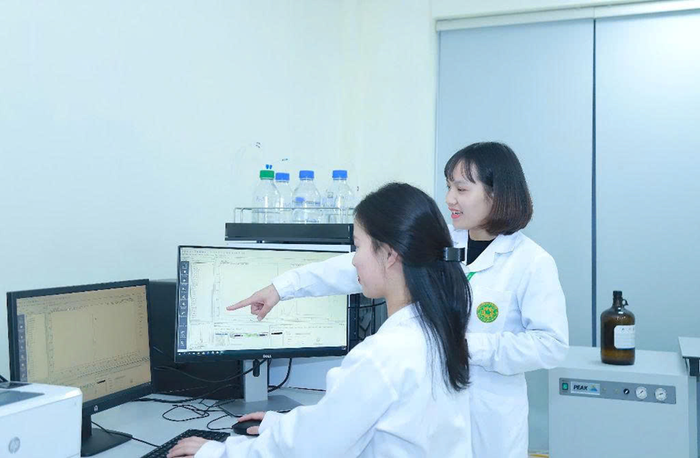 Sinh viên thực tập, nghiên cứu trong Phòng thí nghiệm tại Học viện. Ảnh: NVCC 4.png
