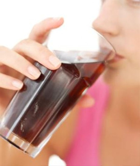Uống nhiều nước có ga sẽ gây hại cho cơ thể Uống nhiều nước có ga sẽ gây hại cho cơ thể