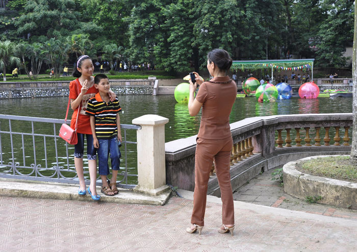 Lưu lại những khoảnh khắc cho con. Lưu lại những khoảnh khắc cho con.