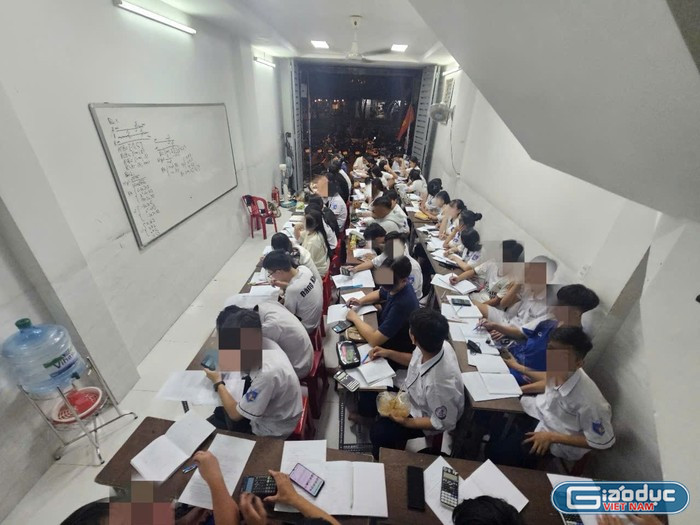 Ảnh minh họa gdvn-day-them-viet-dung-4418-6137.jpg