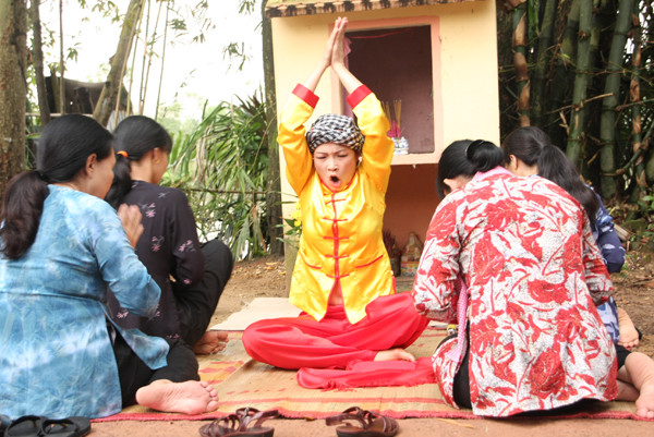 Chị "Chanh" rất hợp với những vai diễn "đồng bóng"