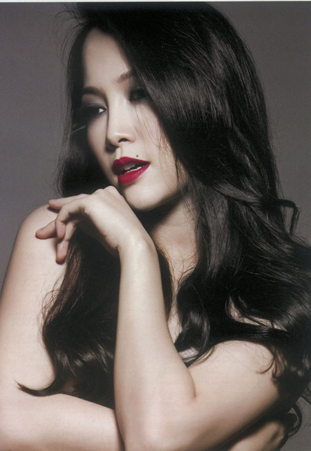 Dù mang bầu ở những tháng cuối của thai kỳ, Linh Nga vẫn rất quyến rũ Dù mang bầu ở những tháng cuối của thai kỳ, Linh Nga vẫn rất quyến rũ