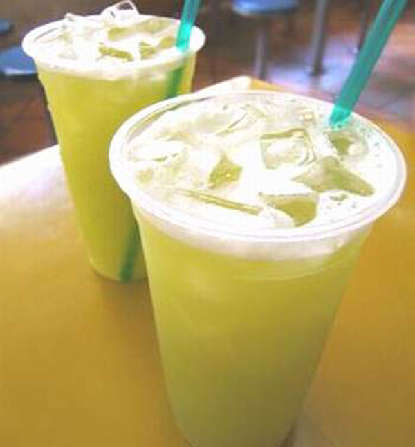 Tương tự như vậy bạn cũng không nên ăn hay uống nước mía khi bị ho.