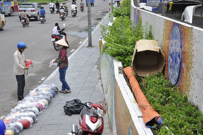 Khinh doanh.... Khinh doanh....