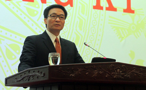 Dự án Cầu Nhật Tân là một trong các dự án ODA trọng yếu của Nhật Bản tại thành phố Hà Nội. Với tổng giá trị 13.698 triệu yen (tương đương 3.150 tỷ đồng). Mới đây, nhà thầu Tokyu, nhà thầu chính phụ trách thi công đường dẫn lên cầu Nhật Tân đã yêu cầu phía Bộ Giao thông Vận tải thanh toán 200 tỷ đồng vì phía Việt Nam chậm tiến độ trong việc giải phóng mặt bằng, khiến công việc của nhà thầu Tokyu bị chậm hàng năm so với kế hoạch. Dự án Cầu Nhật Tân là một trong các dự án ODA trọng yếu của Nhật Bản tại thành phố Hà Nội. Với tổng giá trị 13.698 triệu yen (tương đương 3.150 tỷ đồng). Mới đây, nhà thầu Tokyu, nhà thầu chính phụ trách thi công đường dẫn lên cầu Nhật Tân đã yêu cầu phía Bộ Giao thông Vận tải thanh toán 200 tỷ đồng vì phía Việt Nam chậm tiến độ trong việc giải phóng mặt bằng, khiến công việc của nhà thầu Tokyu bị chậm hàng năm so với kế hoạch.