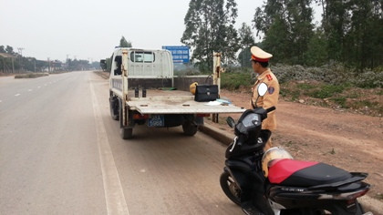 Hiện trưởng nơi xảy ra sự việc. Hiện trưởng nơi xảy ra sự việc.