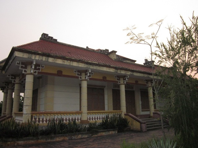 Ngôi nhà ngày trước của cụ Nam Cao vẫn còn được gìn giữ nguyên vẹn Ngôi nhà ngày trước của cụ Nam Cao vẫn còn được gìn giữ nguyên vẹn