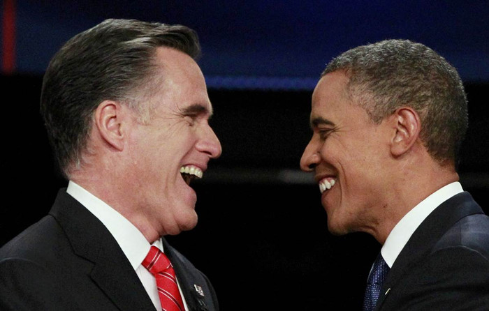Ứng cử viên đảng Cộng hòa Mitt Romney và Tổng thống Barack Obama bắt tay tại buổi tranh luận trực tiếp trên truyền hình lần thứ nhất ở Denver, Colorado ngày 03/10. Ứng cử viên đảng Cộng hòa Mitt Romney và Tổng thống Barack Obama bắt tay tại buổi tranh luận trực tiếp trên truyền hình lần thứ nhất ở Denver, Colorado ngày 03/10.