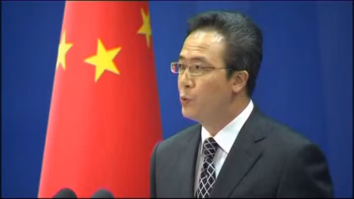 Người phát ngôn Bộ Ngoại giao Trung Quốc Hồng Lỗi