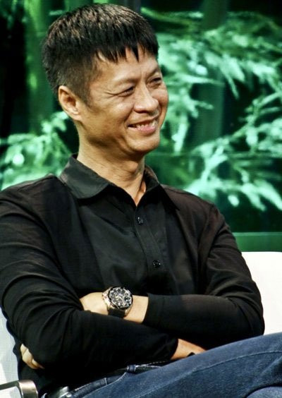 Lê Hoàng băn khoăn việc ông "không hài lòng là nói luôn" sẽ bị người ta nói là "cá tính" hay "ác". Lê Hoàng băn khoăn việc ông "không hài lòng là nói luôn" sẽ bị người ta nói là "cá tính" hay "ác".