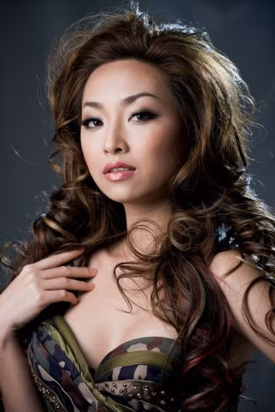 Ca sĩ Như Ý là khách mời của chương trình Chuyện đêm muộn chủ đề "Phụ nữ đa cảm" tuần vừa rồi. Ca sĩ Như Ý là khách mời của chương trình Chuyện đêm muộn chủ đề "Phụ nữ đa cảm" tuần vừa rồi.