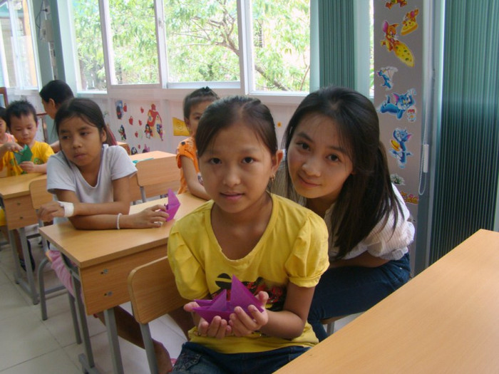 Chiếc thuyền ước mơ của các bệnh nhi nhỏ tuổi đã hoàn thành. >>BẤM ĐÂY XEM CẬP NHẬT ĐIỂM THI ĐẠI HỌC, CAO ĐẲNG NHANH NHẤT 2012 Chiếc thuyền ước mơ của các bệnh nhi nhỏ tuổi đã hoàn thành. >>BẤM ĐÂY XEM CẬP NHẬT ĐIỂM THI ĐẠI HỌC, CAO ĐẲNG NHANH NHẤT 2012