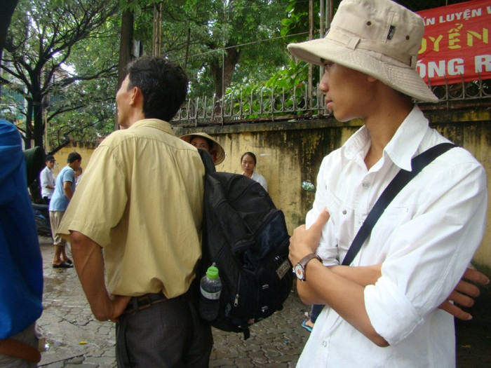 Xem đáp án môn Vật lí - Xem đáp án môn Toán - Xem đáp án môn Hóa - Xem đáp án môn Ngoại ngữ Khối A1