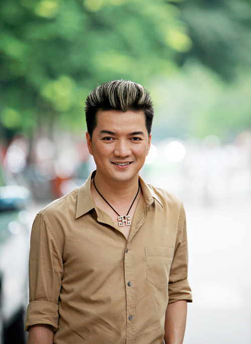 Ê kíp thực hiện cho biết, chương trình đã 'cháy vé'. Những ngày qua, nhiều khán giả liên tục gọi điện thoại đến đường dây nóng để mua vé nhưng không còn.