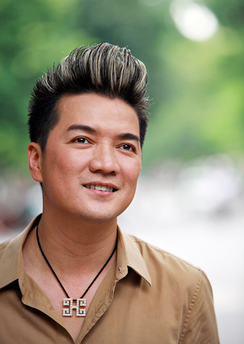 Điều này khiến Mr.Đàm rất phấn khích và sung sướng.