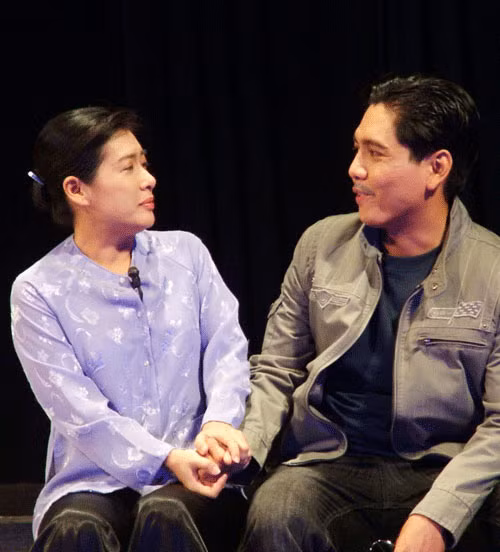 NS Thanh Thủy và NSƯT Đức Thịnh trong vở Nhân danh công lý (Kịch Phú Nhuận).