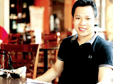 'Ông trùm chân dài' Vũ Khắc Tiệp. 'Ông trùm chân dài' Vũ Khắc Tiệp.