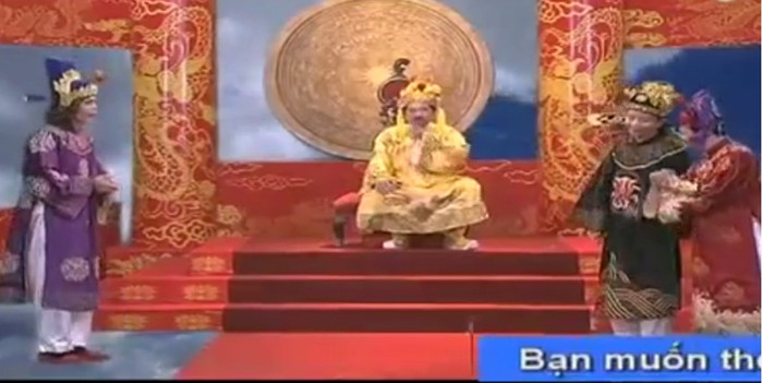 Sân khấu của Táo quân VTC khá đơn giản với hiệu ứng mây bay chưa ấn tượng.