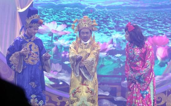 Có thể nhận xét rằng bộ ba "quyền lực" của VTV sinh động và có cá tính rõ nét hơn.