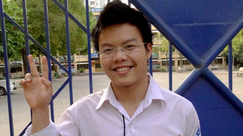 Nguyễn Đăng Quý Minh, học sinh lớp 10A9 Trường THPT Nhân Chính, Hà Nội Nguyễn Đăng Quý Minh, học sinh lớp 10A9 Trường THPT Nhân Chính, Hà Nội