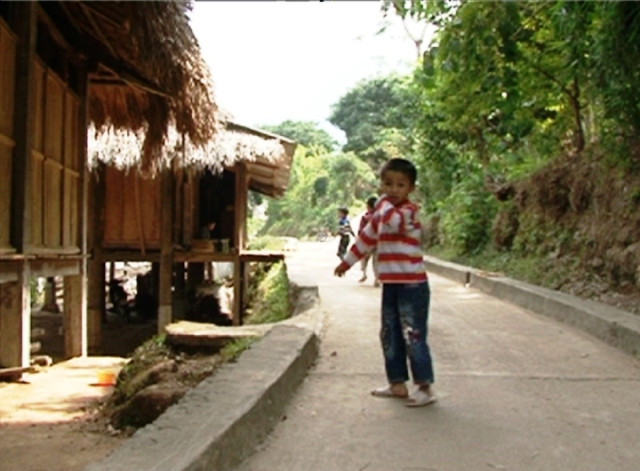 Nhà sàn cổ luôn là niềm tự hào của người dân tộc Mường Nhà sàn cổ luôn là niềm tự hào của người dân tộc Mường