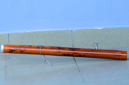 Trizzie và Hồng Nhung hy vọng nó sẽ có giá trị với những ai đam mê giọng ca của anh và muốn sở hữu nó để làm kỷ niệm. Trizzie và Hồng Nhung hy vọng nó sẽ có giá trị với những ai đam mê giọng ca của anh và muốn sở hữu nó để làm kỷ niệm.