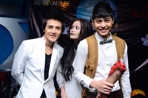 Cô nhập vai rất khéo.