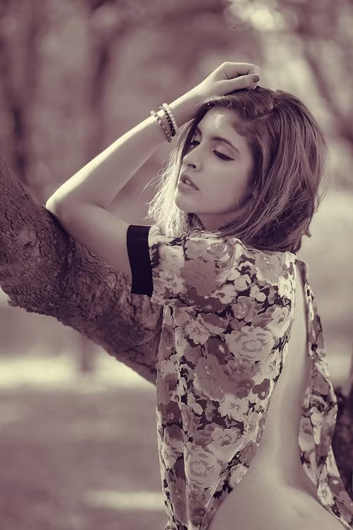 Trong một cuộc trò chuyện gần đây với, Andrea cho biết, cô đang hướng đến một hình ảnh trưởng thành và quyến rũ hơn thay vì nét ngây thơ, đáng yêu trước đây.