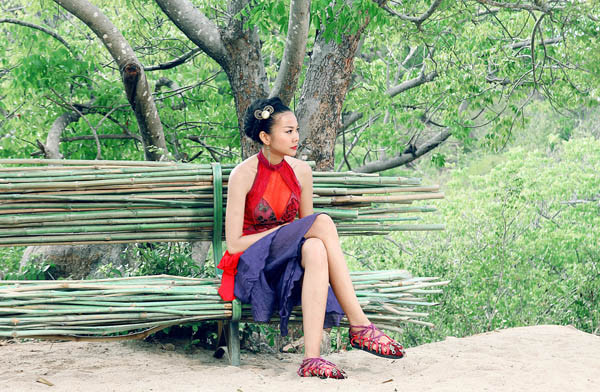 Thanh Hằng được đánh giá cao ở sự hết mình trong công việc. Siêu mẫu không ngại khó, ngại khổ. Thanh Hằng được đánh giá cao ở sự hết mình trong công việc. Siêu mẫu không ngại khó, ngại khổ.