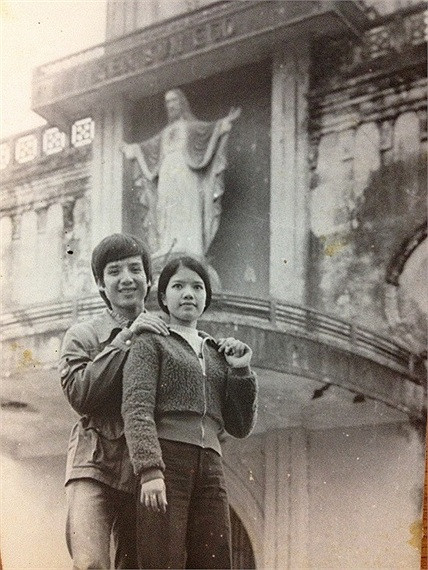 Hình ảnh thời thanh niên chưa...bụng phệ của Chí Trung.