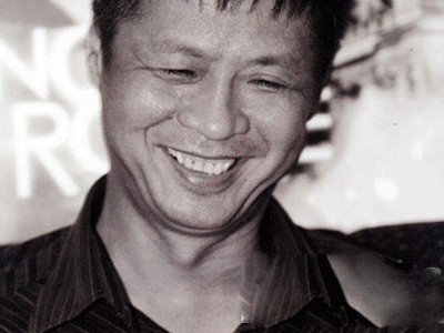 Sự có mặt của Lê Hoàng trong đêm liveshow 4 với vị trí giám khảo danh dự hứa hẹn mang đến nhiều thú vị, sau khi Ngô Thanh Vân, Thanh Bạch rất được lòng người xem trong những tuần qua. (Theo Ngôi sao) Sự có mặt của Lê Hoàng trong đêm liveshow 4 với vị trí giám khảo danh dự hứa hẹn mang đến nhiều thú vị, sau khi Ngô Thanh Vân, Thanh Bạch rất được lòng người xem trong những tuần qua. (Theo Ngôi sao)