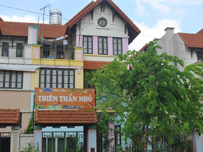 Trường mầm non tư thục Thiên thần nhỏ - nơi xảy ra sự việc đáng tiếc về cháu Hương. Ảnh: Tuấn Nguyễn. Trường mầm non tư thục Thiên thần nhỏ - nơi xảy ra sự việc đáng tiếc về cháu Hương. Ảnh: Tuấn Nguyễn.
