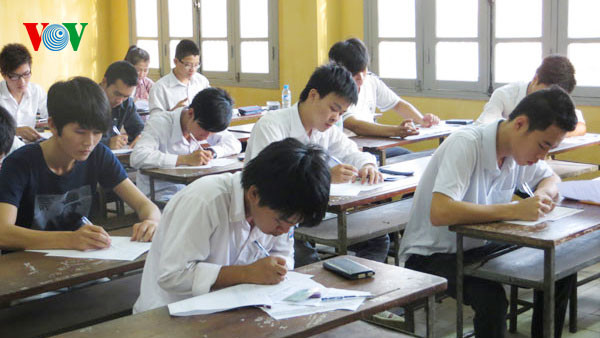 Đại học công-tư phải phát triển cân đối