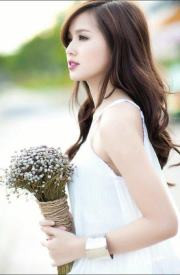 Khuôn mặt bầu bĩnh, nước da trắng hồng, Tâm Tít xinh như một nàng tiên