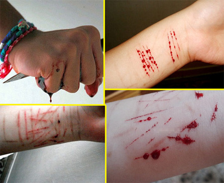 Và đây, những hình ảnh "ấn tượng" về 1 bộ phận giới trẻ. Những con người được ăn học đầy đủ, được bao bọc trong tình thương yêu và sự quan tâm của cha mẹ và xã hội, họ không quan tâm đên thế giới bên ngoài, đến những mảnh đời bất hạnh hay đến những người đang âm thầm làm đẹp cho cuộc sống ngoài kia. Lối sống hưởng thụ, buông thả khiến họ thấy cuộc đời tẻ nhạt, đáng chán, họ chán cả bản thân mình và làm những chuyện hết sức điên rồ: Tự hành xác.