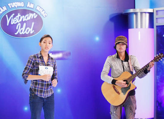 Diệu Thanh tham gia Vietnam Idol 2012 vì muốn được truyền những cảm xúc âm nhạc đến khán giả: “Dù đã tham gia nhiều cuộc thi và giành một số giải thưởng tại tỉnh Khánh Hoà nhưng Vietnam Idol là cuộc thi mang tính toàn quốc đầu tiên mà mình tham dự”. Tại vòng thử giọng, Diệu Thanh may mắn được một thí sinh khác hỗ trợ đệm đàn guitar để trình bày một ca khúc nổi tiếng đầu thập niên 90 – “What’s up?”. Phần thi của Diệu Thanh đã gây được ấn tượng tốt đối với ban giám khảo.