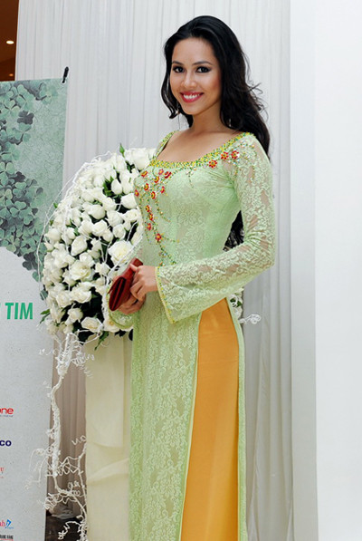 Khi được hỏi: Hoàng My có định tiếp tục chinh phục 1 cuộc thi nhan sắc nào khác không, Á hậu trả lời: “Tôi không có ý định tham gia nữa vì tôi không tìm kiếm một thứ hạng. Nhưng tôi cũng sẵn sàng chia sẻ những kinh nghiệm mình có được cho các đại diện sau của Việt Nam và mong muốn một ngày chúng ta sẽ có được thứ hạng nào đó ở đấu trường sắc đẹp quốc tế. “