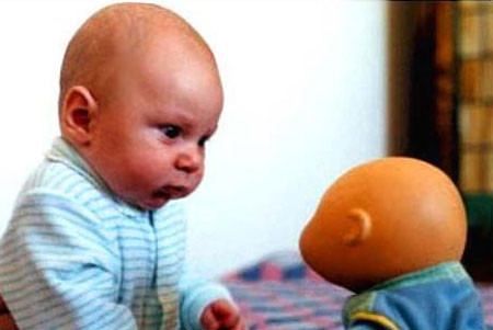 Đừng có nhìn người ta! Đừng có nhìn người ta!