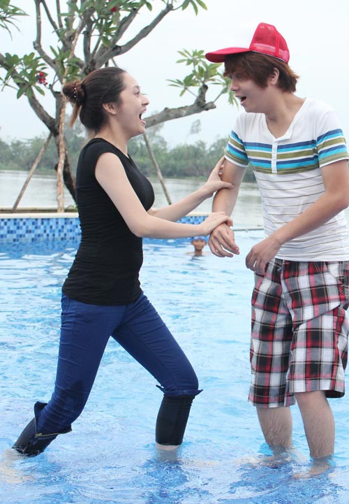 Bảo Anh và Bùi Anh Tuấn là đôi bạn thân từ trước cuộc thi The Voice. Hai người đều tham gia Tiếng ca học đường 2011. Bảo Anh và Bùi Anh Tuấn là đôi bạn thân từ trước cuộc thi The Voice. Hai người đều tham gia Tiếng ca học đường 2011.