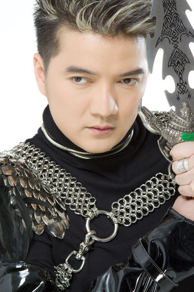 Mr Đàm khẳng định đêm nhạc Lá Thu Vàng sẽ chứa đựng nhiều bất ngờ, giúp khán giả cảm nhận được mùa thu đang đến gần trong không gian ấm cúng của Nhà hát Thành phố. Đây là đêm nhạc nằm trong chuỗi chương trình Mr Đàm’s Show rất thành công của Đàm Vĩnh Hưng.(Theo Ngoisao.net) Mr Đàm khẳng định đêm nhạc Lá Thu Vàng sẽ chứa đựng nhiều bất ngờ, giúp khán giả cảm nhận được mùa thu đang đến gần trong không gian ấm cúng của Nhà hát Thành phố. Đây là đêm nhạc nằm trong chuỗi chương trình Mr Đàm’s Show rất thành công của Đàm Vĩnh Hưng.(Theo Ngoisao.net)