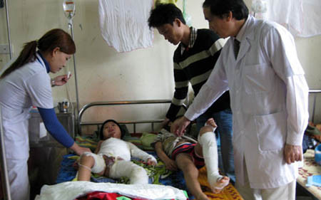 Tai nạn xảy ra khi người nhà hai cháu đi vắng Tai nạn xảy ra khi người nhà hai cháu đi vắng