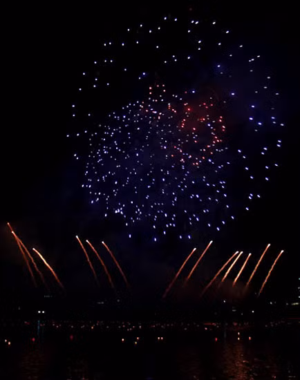 Đại diện Canada là công ty David Whysall, doanh nghiệp đã nhiều năm kinh nghiệm trong ngành công nghiệp sản xuất pháo hoa. Đại diện Canada là công ty David Whysall, doanh nghiệp đã nhiều năm kinh nghiệm trong ngành công nghiệp sản xuất pháo hoa.