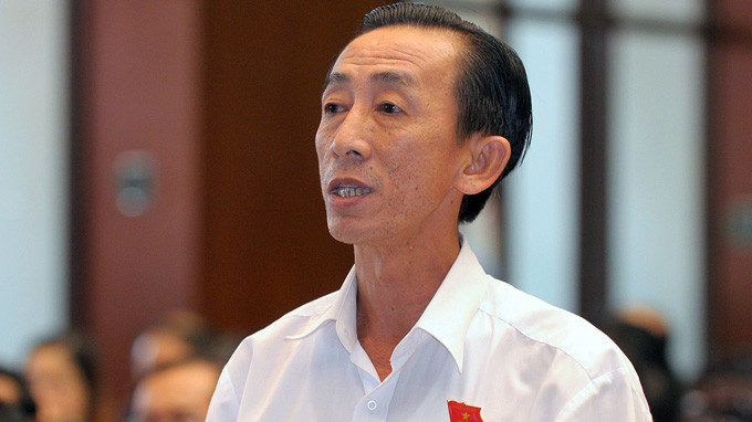 Đại biểu Trần Hoàng Ngân: Bộ trưởng còn hiền quá -  Đại biểu Trần Hoàng Ngân: Bộ trưởng còn hiền quá -