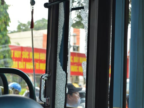 Hiện trường vụ tài xế và nhân viên xe buýt bị hành hung