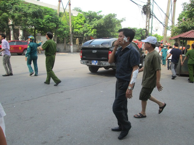 Một người bị thương Một người bị thương