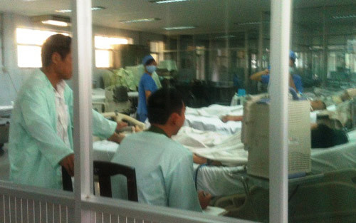Cơ quan điều tra đang lấy lời khai của hung thủ và nạn nhân tại bệnh viện 175 Cơ quan điều tra đang lấy lời khai của hung thủ và nạn nhân tại bệnh viện 175