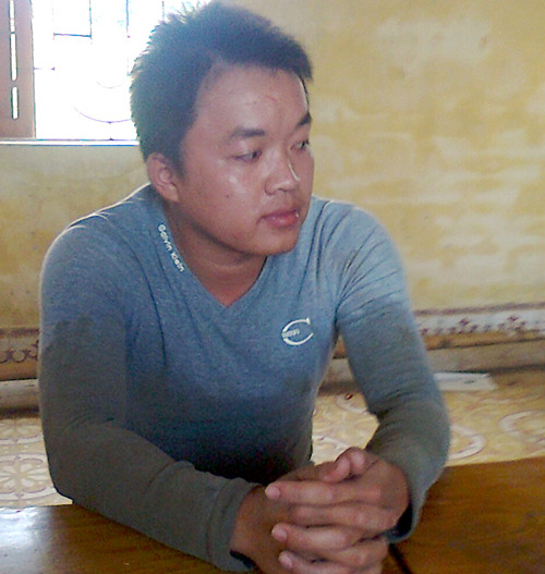 Vũ Văn Quỳnh sau khi bị bắt tại cơ quan công an Vũ Văn Quỳnh sau khi bị bắt tại cơ quan công an